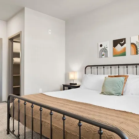 Stunning Westgate Cozysuites By Stadium W Pool 7 Glendale Exterior photo